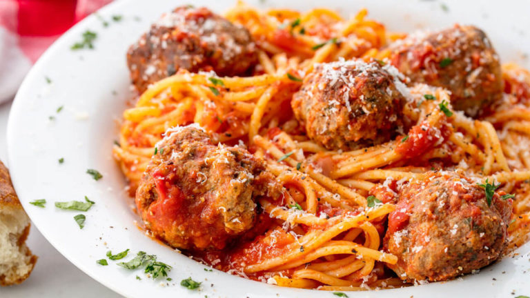 Italian Spaghetti With Meatballs